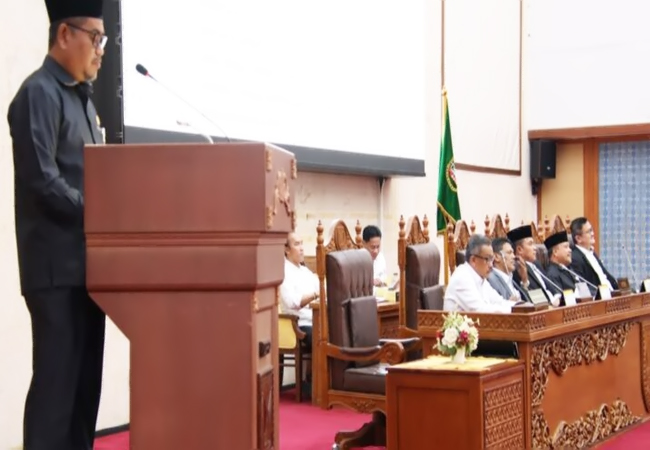 Rapat Paripurna DPRD Kota Batam Usulkan 10 Ranperda Inisiatif