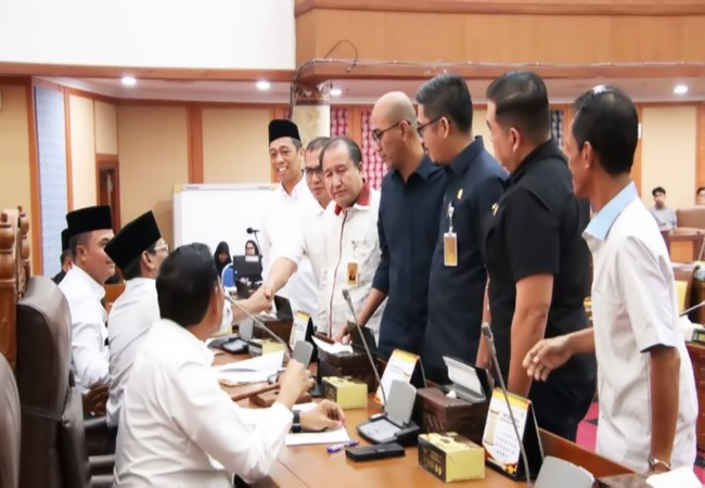 Gelar Paripurna,DPRD Batam Bahas Ranperda Angkutan Massal dan Perubahan Perda Pendidikan Dasar