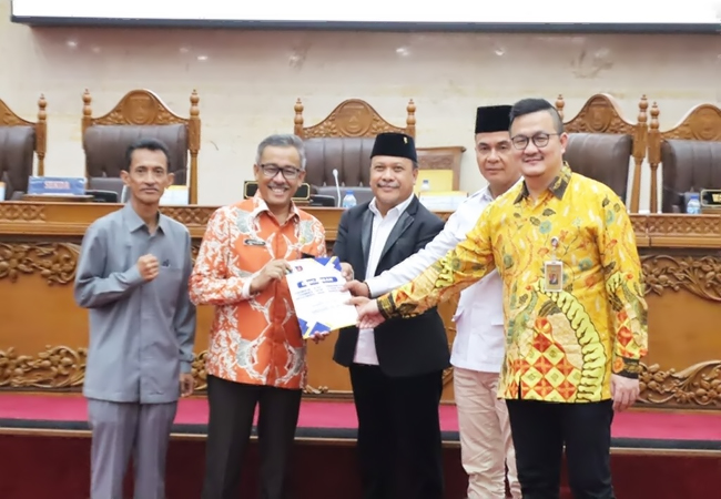 DPRD Batam dan Pemko Sepakati 18 Propemperda Tahun 2025